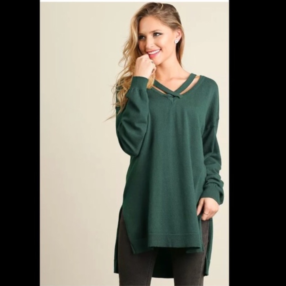 Umgee Hunter Green Criss Cross Sweater